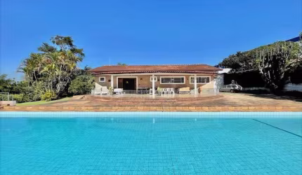 Casa em condomínio fechado com 3 quartos à venda na Rua Porto Feliz, 19, Vila Appia Antica, Carapicuíba por R$ 1.250.000
