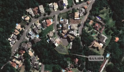 Terreno à venda na Rua Manga Rosa, Chácara Moinho Velho, Carapicuíba por R$ 310.000