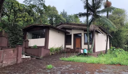 Casa comercial com 7 salas à venda na Avenida Dona Cherubina Viana, 153, Vila Santo Antônio, Cotia por R$ 3.000.000