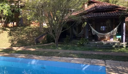 Casa com 4 quartos à venda na Rua Carlos Gomes, 30, Nova Fazendinha, Carapicuíba por R$ 1.700.000