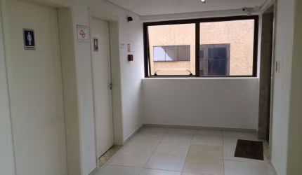 Sala comercial com 1 sala para alugar na Estrada do Capuava, 4421, Paisagem Renoir, Cotia, 34 m2 por R$ 2.400