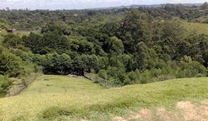 Terreno à venda na Rua Vieira Serra, 359, Jardim Branca Flor, Embu das Artes por R$ 350.000