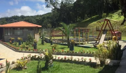 CHACARA NOS GRILOS