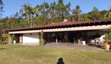 Chácara / sítio com 5 quartos à venda na Rua Wilma, 20, Capela de São Pedro, Vargem Grande Paulista por R$ 570.000