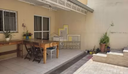 Ótima Casa com 3 Dormitórios (sendo 1 suíte) + Garagem, Paque Jambeiro, Campinas (SP) - CA1306