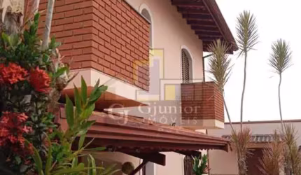 Casa com 3 Dormitórios (sendo 1 suíte) + 6 Vagas de Garagem, Jardim Antonio Von Zuben, Campinas (SP) - CA1194