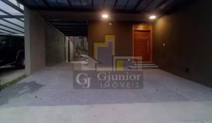 Excelente Casa com 3 Dormitórios (sendo 3 suítes+ 1 suíte master) + 5 Vagas de Garagem,  Itapetinga Atibaia (SP) - CA1174