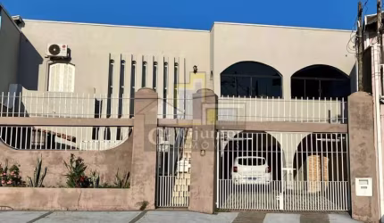 Casa com 2 Suítes e 3 Vagas de Garagem à Venda, Parque Canadá, Campinas (SP) - CA846