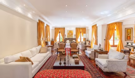 Casa de vila para venda com 4 quartos, sendo 4 suítes, 869m²