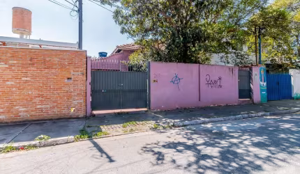 Casa de vila para venda com 4 quartos, sendo 2 suítes, 265m²