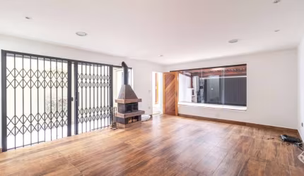 Sobrado para venda com 3 quartos, 125m²