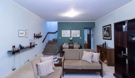 Sobrado para venda com 3 quartos, 180m²