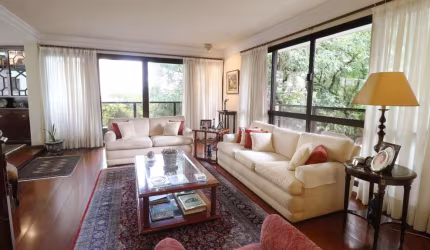 Apartamento tipo para venda com 3 quartos, sendo 3 suítes, 200m²