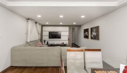 Sobrado para venda com 3 quartos, sendo 1 suíte, 260m²