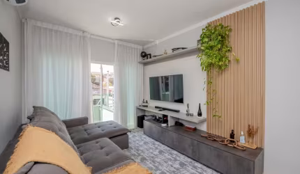 Sobrado para venda com 3 quartos, sendo 3 suítes, 178m²