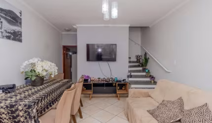 Sobrado para venda com 3 quartos, sendo 1 suíte, 117m²