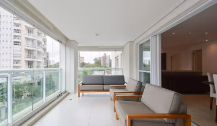 Apartamento tipo para venda com 3 quartos, sendo 3 suítes, 157m²