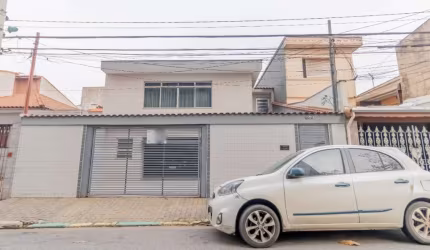 Casa tipo para venda com 3 quartos, sendo 1 suíte, 250m²