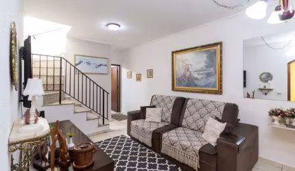 Sobrado para venda com 3 quartos, sendo 1 suíte, 123m²
