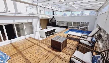 Cobertura para venda com 4 quartos, sendo 2 suítes, 244m²