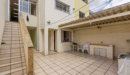 Casa tipo para venda com 3 quartos, sendo 1 suíte, 139m²
