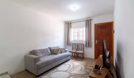 Casa em condomínio para venda com 3 quartos, sendo 1 suíte, 121m²