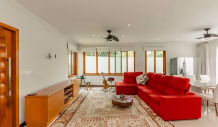 Sobrado para venda com 3 quartos, sendo 1 suíte, 247m²