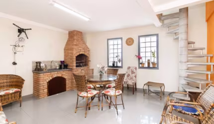 Sobrado para venda com 2 quartos, 160m²