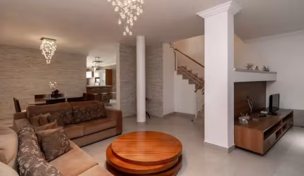 Sobrado para venda com 4 quartos, sendo 2 suítes, 408m²