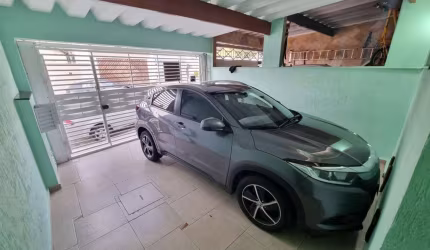 Casa tipo para venda com 3 quartos, sendo 1 suíte, 160m²
