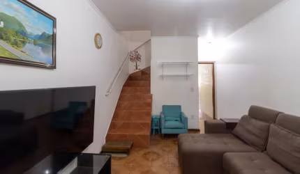 Sobrado para venda com 2 quartos, 130m²