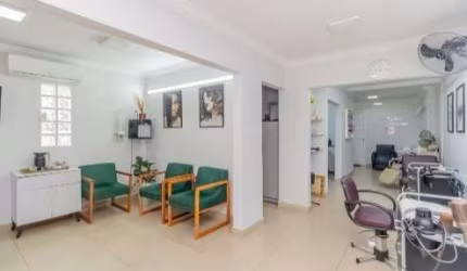 Loja de rua para venda, 231m²