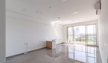 Conjunto comercial para venda, 38m²