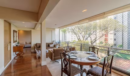 Apartamento tipo para venda com 4 quartos, sendo 2 suítes, 262m²