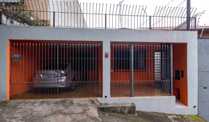 Casa tipo para venda com 3 quartos, 104m²