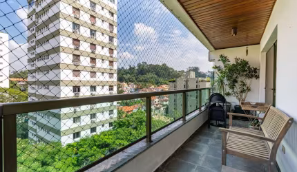 Apartamento tipo para venda com 4 quartos, sendo 2 suítes, 156m²
