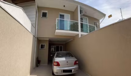 Sobrado para venda com 3 quartos, sendo 1 suíte, 94m²