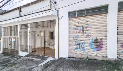 Casa de vila para venda e locação com 3 quartos, 147m²