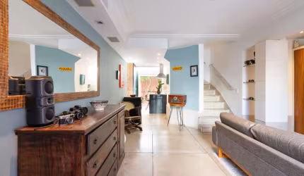 Casa de vila para venda com 2 quartos, sendo 2 suítes, 100m²