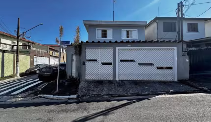 Casa tipo para venda com 4 quartos, sendo 1 suíte, 257m²