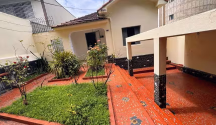 Casa tipo para venda com 3 quartos, 120m²