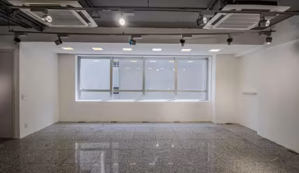 Conjunto comercial para venda, 52m²