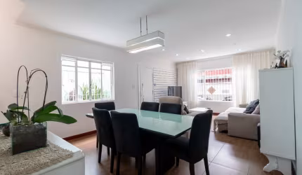Sobrado para venda com 3 quartos, sendo 1 suíte, 162m²