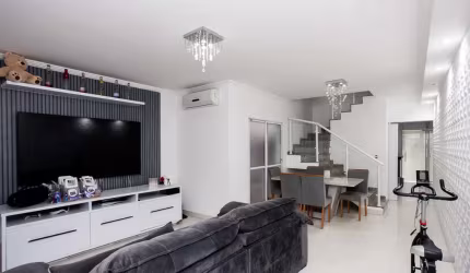 Sobrado para venda com 3 quartos, sendo 3 suítes, 155m²