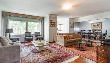 Apartamento tipo para venda com 3 quartos, sendo 1 suíte, 226m²