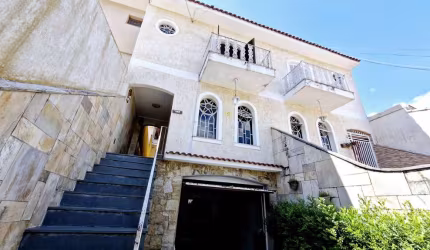 Sobrado para venda com 3 quartos, sendo 1 suíte, 102m²