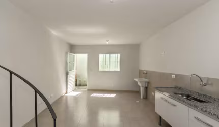 Casa no condomínio Condomínio Beatriz para venda com 1 quarto, sendo 1 suíte, 36m²