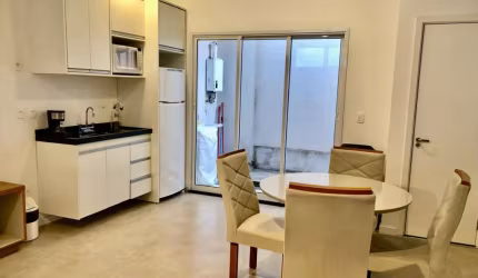 Casa em condomínio para venda com 2 quartos, sendo 2 suítes, 103m²