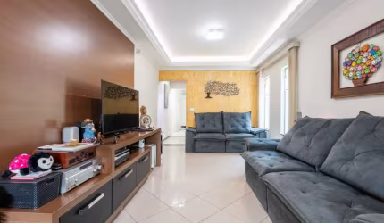 Sobrado para venda com 4 quartos, sendo 2 suítes, 170m²