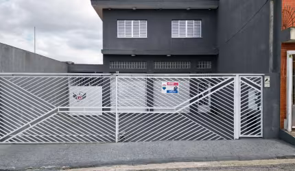 Casa tipo para venda e locação com 3 quartos, 218m²